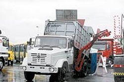 Виставка техніки у Чернігові: Рішення комунальників чи головного комунальника? Виставка техніки у Чернігові: Рішення комунальників чи головного комунальника?
