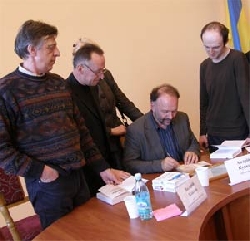 Андрій Курков: Кращим письменникам не щастить у коханні Андрій Курков: Кращим письменникам не щастить у коханні