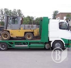 «Вольво» задавив 41-річного пішохода. «Вольво» задавив 41-річного пішохода.