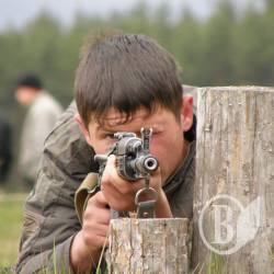 Бойове хрещення школярів «Калашниковим». ФОТОрепортаж Бойове хрещення школярів «Калашниковим». ФОТОрепортаж
