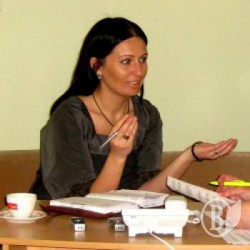 Оксана Тунік-Фриз пообіцяла повертати місту дитсадки і школи Оксана Тунік-Фриз пообіцяла повертати місту дитсадки і школи