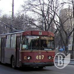Тролейбус наїхав на пішохода у Чернігові Тролейбус наїхав на пішохода у Чернігові