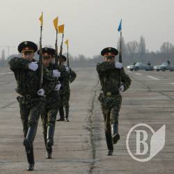 Війська готуються до параду. ФОТОрепортаж Війська готуються до параду. ФОТОрепортаж