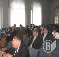У Чернігівській ОДА говорили про зарплати, пенсії, стипендії... У Чернігівській ОДА говорили про зарплати, пенсії, стипендії...