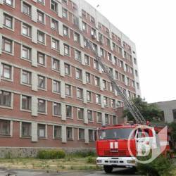 Пожежа в Чернігівській міській лікарні №2. ФОТО Пожежа в Чернігівській міській лікарні №2. ФОТО