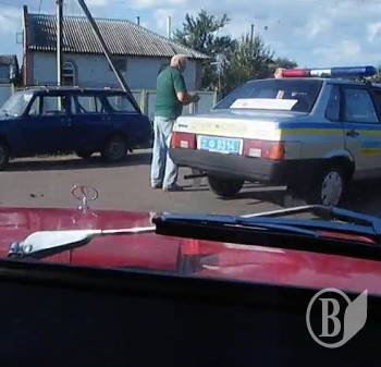 Безпідставна зупинка безіменним ДАІшником: Як «розбирати польоти». ВІДЕО Безпідставна зупинка безіменним ДАІшником: Як «розбирати польоти». ВІДЕО
