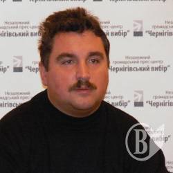 Юрій Паперний: Сенсацій багато, та явки малувато Юрій Паперний: Сенсацій багато, та явки малувато