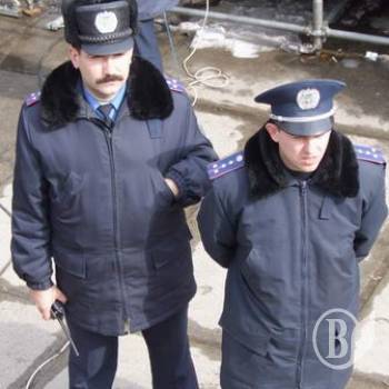 На ринках запрацювали громадські приймальні міліції На ринках запрацювали громадські приймальні міліції