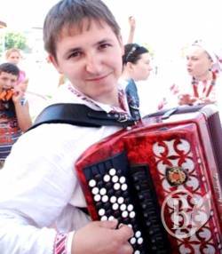 Молодому філологу-фольклористу Ярославу Петрику потрібна допомога на операцію Молодому філологу-фольклористу Ярославу Петрику потрібна допомога на операцію
