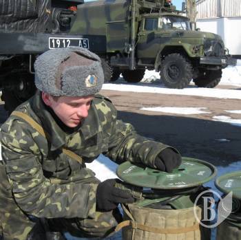 Польовий вихід полку зв’язку розпочався у Чернігові. ФОТО Польовий вихід полку зв’язку розпочався у Чернігові. ФОТО