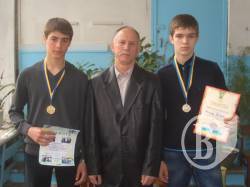 Маріупольські боксери підкорили Ніжин Маріупольські боксери підкорили Ніжин