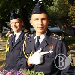 1 вересня у Чернігівському військовому ліцеї з губернатором. ФОТОрепортаж 1 вересня у Чернігівському військовому ліцеї з губернатором. ФОТОрепортаж