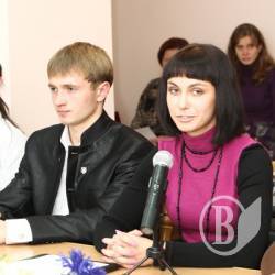 Керівництво Чернігівської області зустрілося зі стипендіатами. ФОТО Керівництво Чернігівської області зустрілося зі стипендіатами. ФОТО