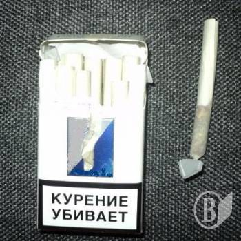 Туриста з марихуаною зупинили у пункті пропуску «Нові Яриловичі» Туриста з марихуаною зупинили у пункті пропуску «Нові Яриловичі»