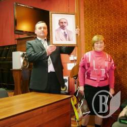 У музеї Коцюбинського презентували довідник лауреатів однойменної премії (Фото) У музеї Коцюбинського презентували довідник лауреатів однойменної премії (Фото)