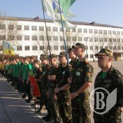 Як школярів та студентів на військові навчання брали (Фото) Як школярів та студентів на військові навчання брали (Фото)