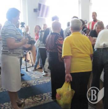 Хворі вимагали фінансування гемодіалізу в приватній клініці (оновлено) Хворі вимагали фінансування гемодіалізу в приватній клініці (оновлено)