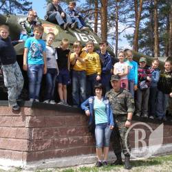У військових з'явилися однокашники (Фото) У військових з'явилися однокашники (Фото)