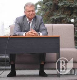 Чим Соколов відрізняється від Леніна? Чи Воланда? Чим Соколов відрізняється від Леніна? Чи Воланда?