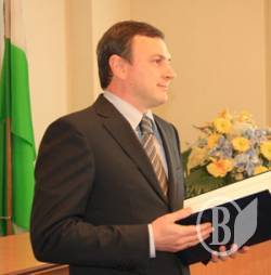Станіслав ПРОКОПЕНКО відмовився від службового житла і мешкає в готелі за свій рахунок Станіслав ПРОКОПЕНКО відмовився від службового житла і мешкає в готелі за свій рахунок