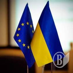 «Регионы» и оппозиция единодушно за флаг Европы над Черниговом «Регионы» и оппозиция единодушно за флаг Европы над Черниговом