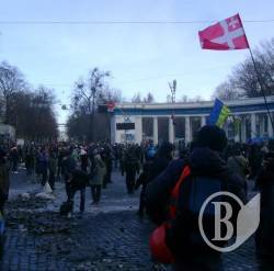 На Майдані і Грушевського революція іде... На Майдані і Грушевського революція іде...