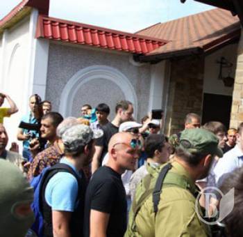 Донбас: Не вмер Данило, так паніка задавила. Донбас: Не вмер Данило, так паніка задавила.