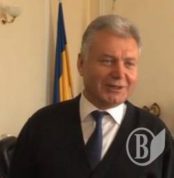 Мер Чернігова повернувся як Карлсон. Без варення, але з солодкою посмішкою Мер Чернігова повернувся як Карлсон. Без варення, але з солодкою посмішкою