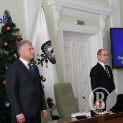Сесія міськради: невдоволені гості та скандальні питання Сесія міськради: невдоволені гості та скандальні питання