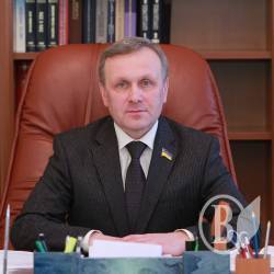 Звєрєв сам собі «урізав» зарплату Звєрєв сам собі «урізав» зарплату
