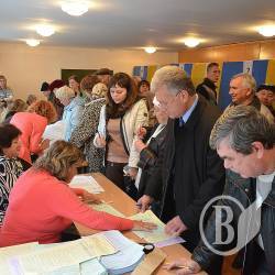 Мэр Чернигова уже проголосовал и выразил удовлетворение явкой