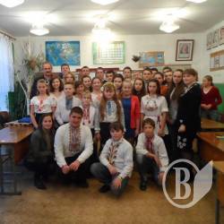«Чернігівські свободівці взяли участь у круглому столі «Революція гідності» «Чернігівські свободівці взяли участь у круглому столі «Революція гідності»