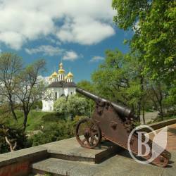 Катерининська церква — барокова красуня Чернігова Катерининська церква — барокова красуня Чернігова