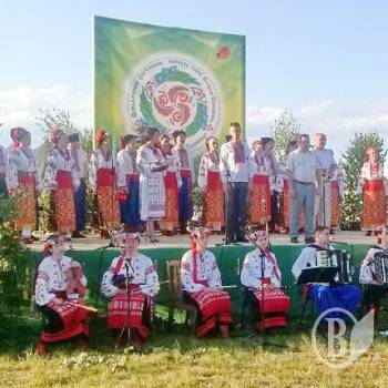 У Сновську відбувся фольклорний фестиваль. Фото У Сновську відбувся фольклорний фестиваль. Фото