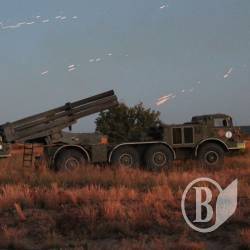 З «Ураганів» стріляли вдень і вночі. Фото З «Ураганів» стріляли вдень і вночі. Фото