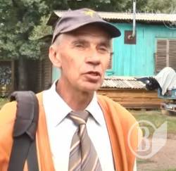 Човнярі та їхні будиночки на Десні: хто винен і що робити? Відео Човнярі та їхні будиночки на Десні: хто винен і що робити? Відео