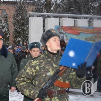 У Чернігові складуть присягу 300 новобранців української армії У Чернігові складуть присягу 300 новобранців української армії