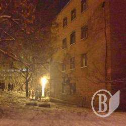 25-річна жінка загинула при обвалі гуртожитку в Чернігові 25-річна жінка загинула при обвалі гуртожитку в Чернігові