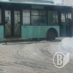 Новий «Барвінок» розвалюється на ходу – ФОТО Новий «Барвінок» розвалюється на ходу – ФОТО