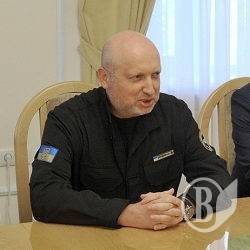 Турчинов показав пуски ракет: «Ось так і працюємо» Турчинов показав пуски ракет: «Ось так і працюємо»