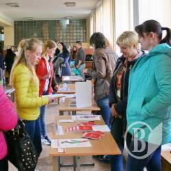 Студенти ЧНПУ на ярмарку вакансій Студенти ЧНПУ на ярмарку вакансій