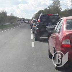 На південному в’їзді до Чернігова – пробка На південному в’їзді до Чернігова – пробка