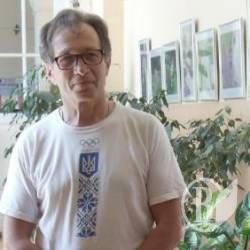 Фотовиставка Кошмала відкрита у бібліотеці Короленка Фотовиставка Кошмала відкрита у бібліотеці Короленка