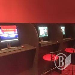 Викрито два азартні заклади, які «рядилися» в торговців лотереями Викрито два азартні заклади, які «рядилися» в торговців лотереями