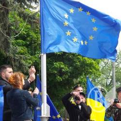 Подивіться в інтернеті, кудою у Європу поменше черга Подивіться в інтернеті, кудою у Європу поменше черга
