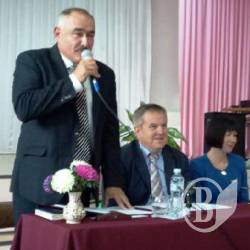 Батьки скаржаться на начальника районної освіти Батьки скаржаться на начальника районної освіти