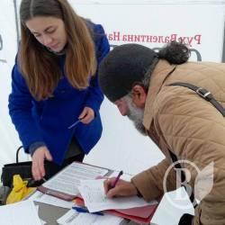 У Чернігові стартувала акція «Вимагаємо справедливості» У Чернігові стартувала акція «Вимагаємо справедливості»