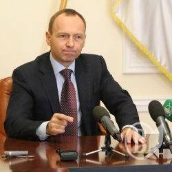Атрошенку присвоєно звання «Дискримінатор року» Атрошенку присвоєно звання «Дискримінатор року»