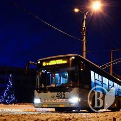 В тролейбусах включать… новорічні мелодії В тролейбусах включать… новорічні мелодії