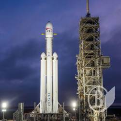 SpaceX вперше запускає «Важкого сокола» 6 лютого SpaceX вперше запускає «Важкого сокола» 6 лютого
